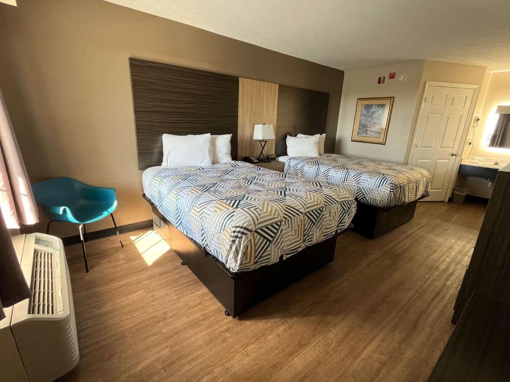 Quadruple Room - Smoking interior